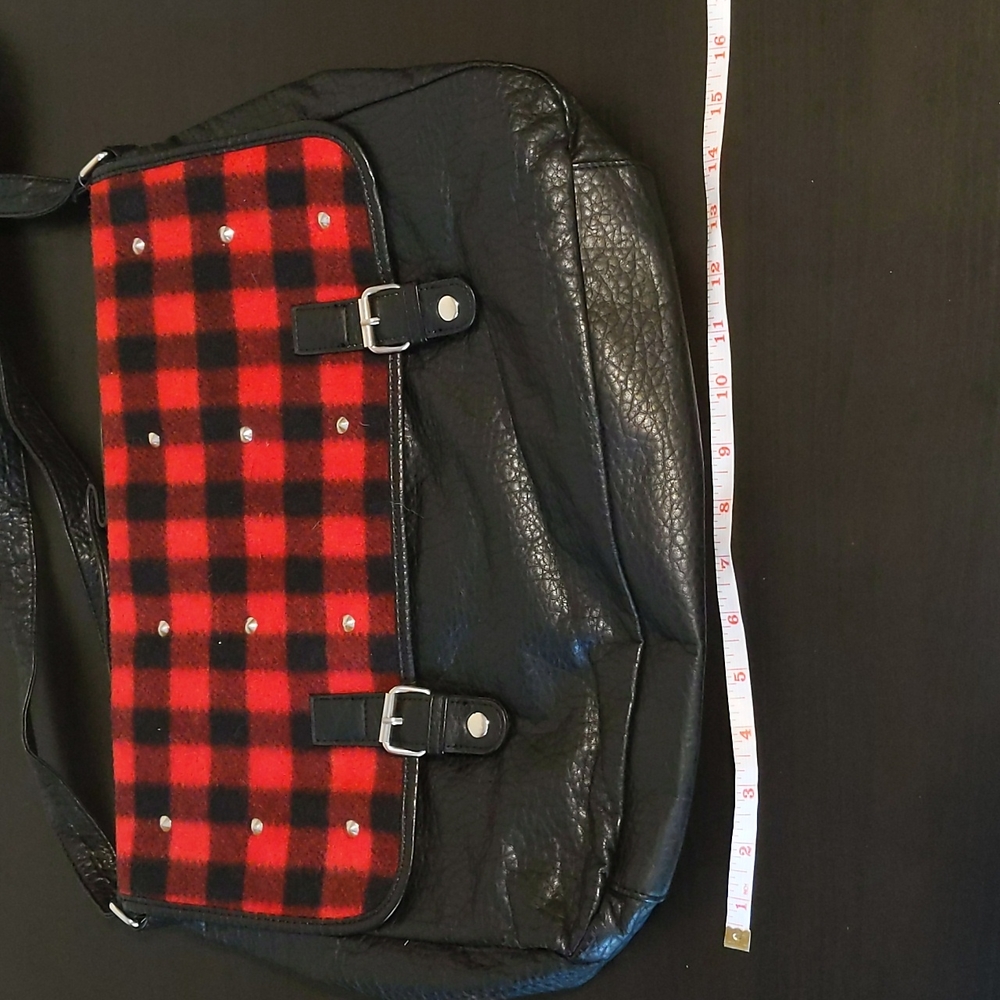 Shoulder Bag - Picture 3 of 5